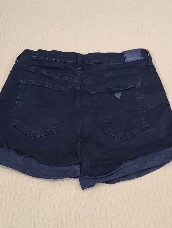 GUESS Rose embroidered hi rise cuffed denim jean shorts size 30 - Picture 6 of 10